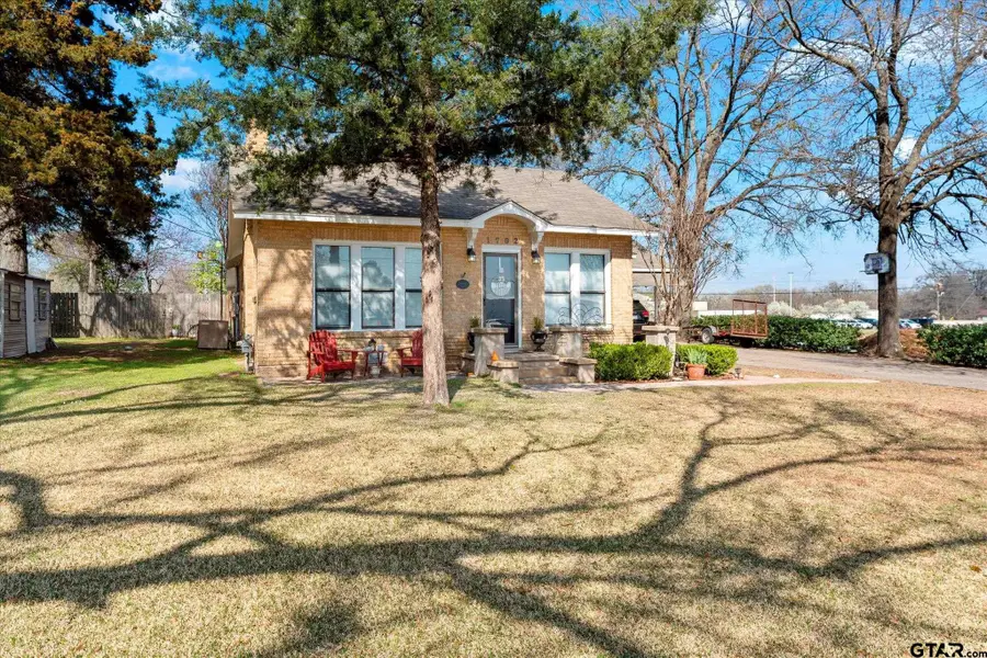 1702 W First Street, Mount Pleasant, TX 75455 - Image #2