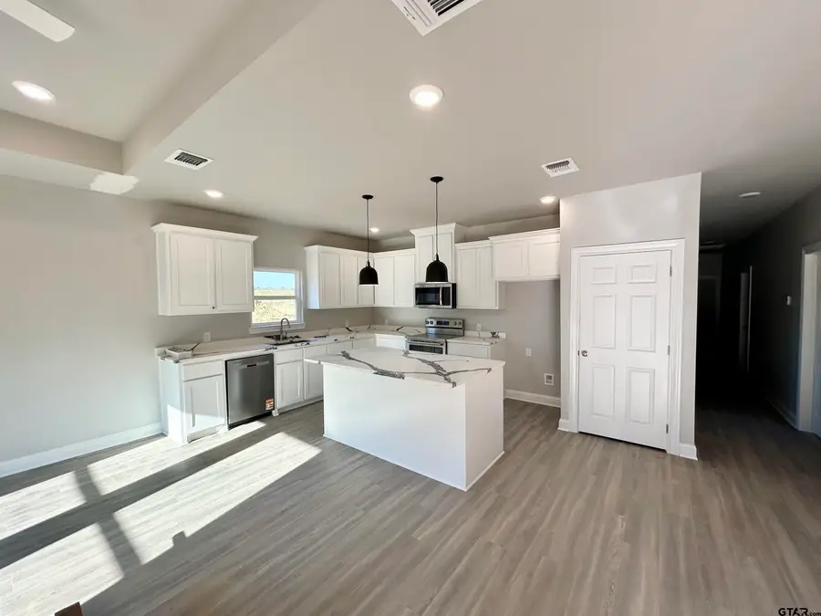 236 County Road 4230, Pittsburg, TX 75686 - Image #2