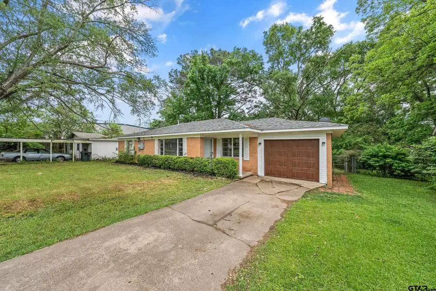 114 S Hearon Dr, Whitehouse, TX 75791 - Image #2