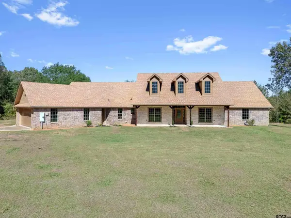 7589 Weeping Willow Rd., Big Sandy, TX 75755