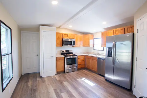 22908 Shell Shore Dr, Bullard, TX 75757