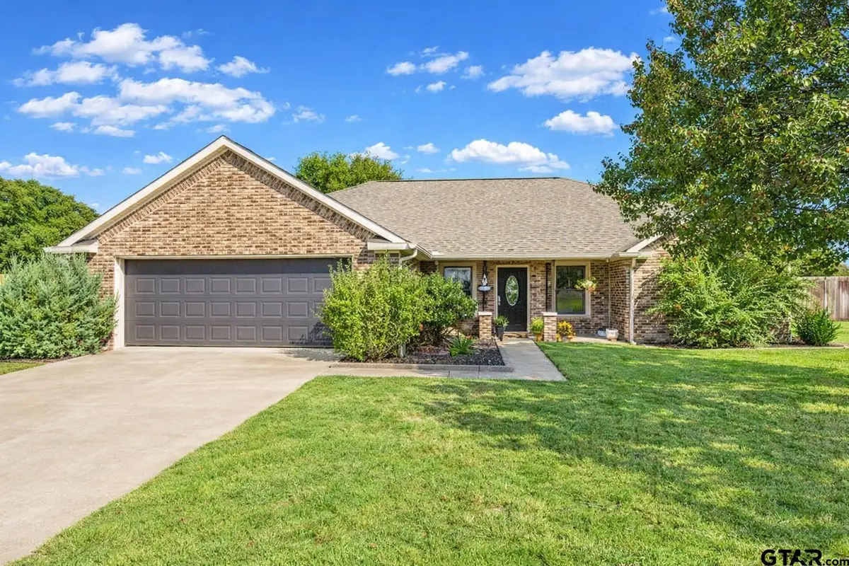 1675 Meadowview St, Athens, TX 75752 - Image #1