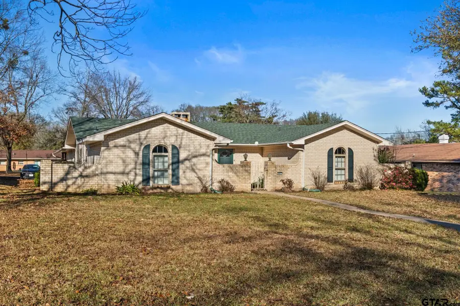 407 Hickory, Mount Pleasant, TX 75455 - Image #3
