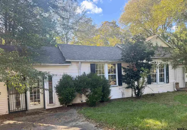 107 Acorn, Marshall, TX 75670