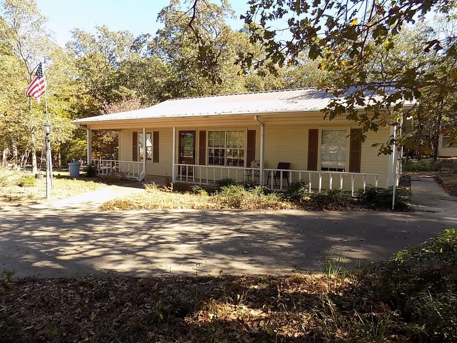 111 Laurel Lane, Holly Lake Ranch, TX 75765 - Image #3