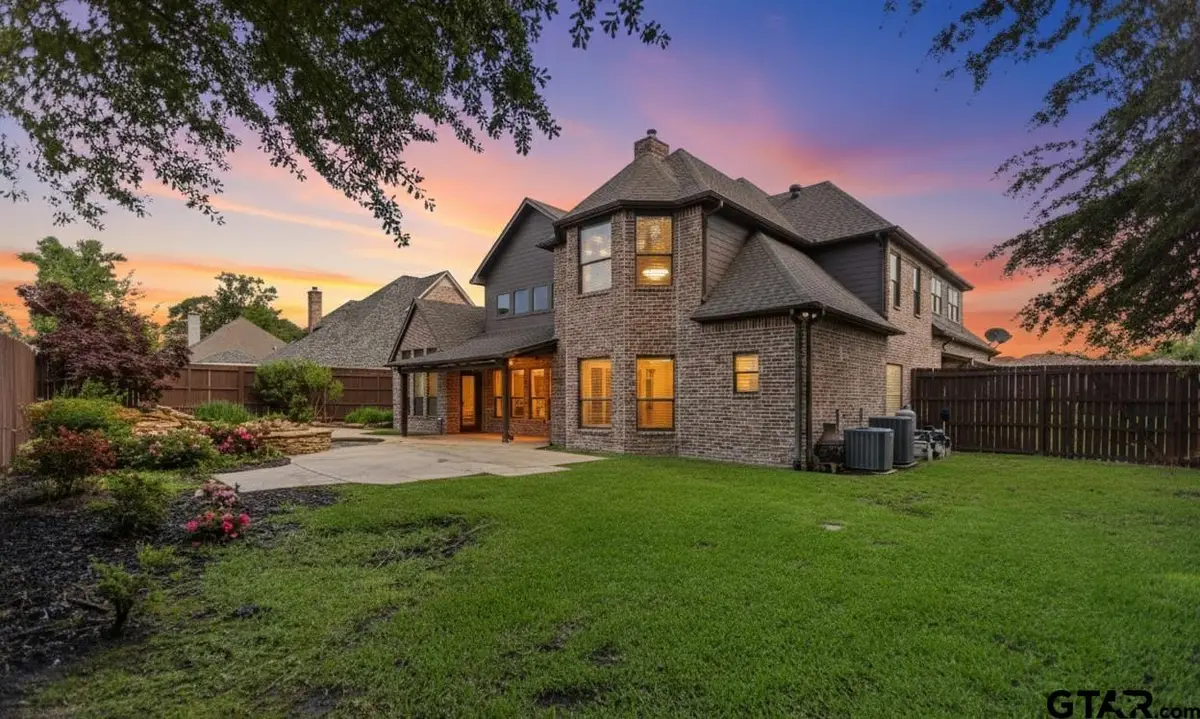 2312 Pinehurst St, Tyler, TX 75703 - #1