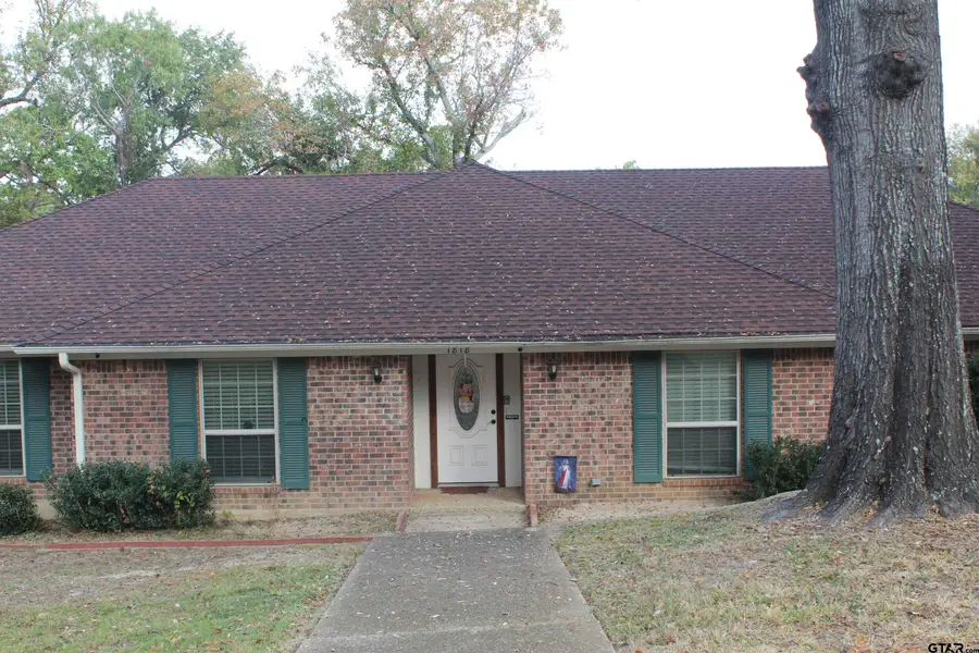 1818 Kensington Dr, Tyler, TX 75703 - Image #2
