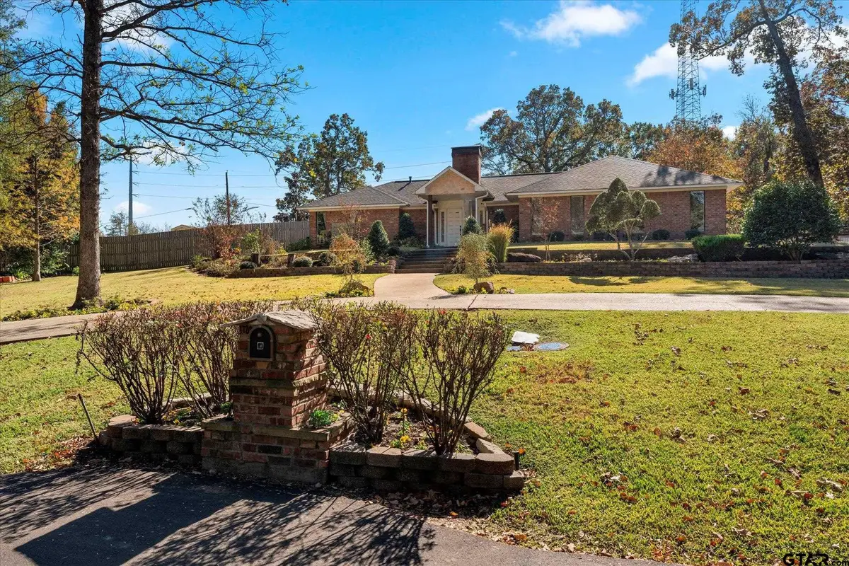 1720 Greenhollow Ln., Mount Pleasant, TX 75455 - Image #1