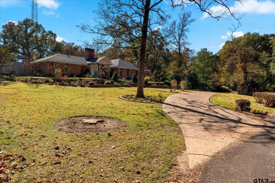 1720 Greenhollow Ln., Mount Pleasant, TX 75455 - Image #3