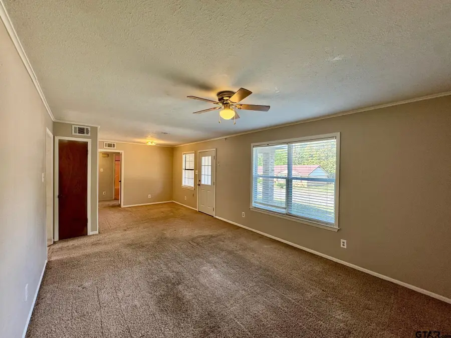 227 Woodland Circle, Crockett, TX 75835 - #3