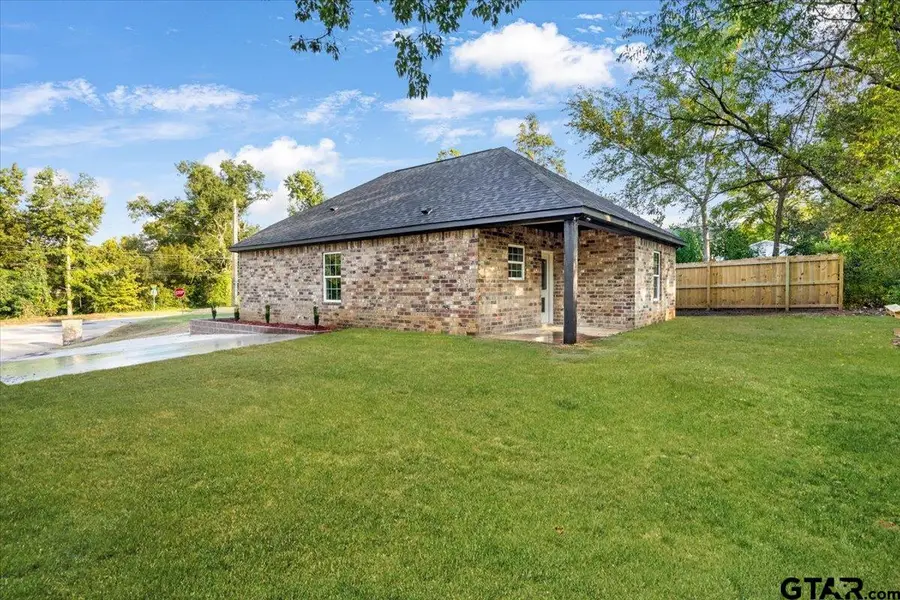 1204 Kennedy, Tyler, TX 75702 - Image #3