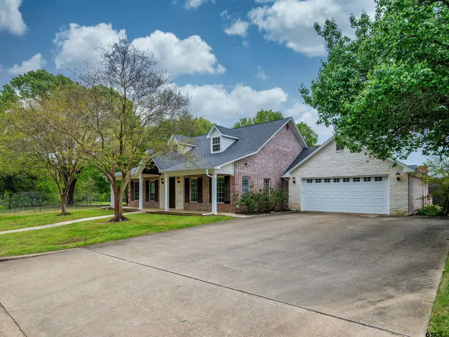2105 Harvard, Jacksonville, TX 75766 - Image #3