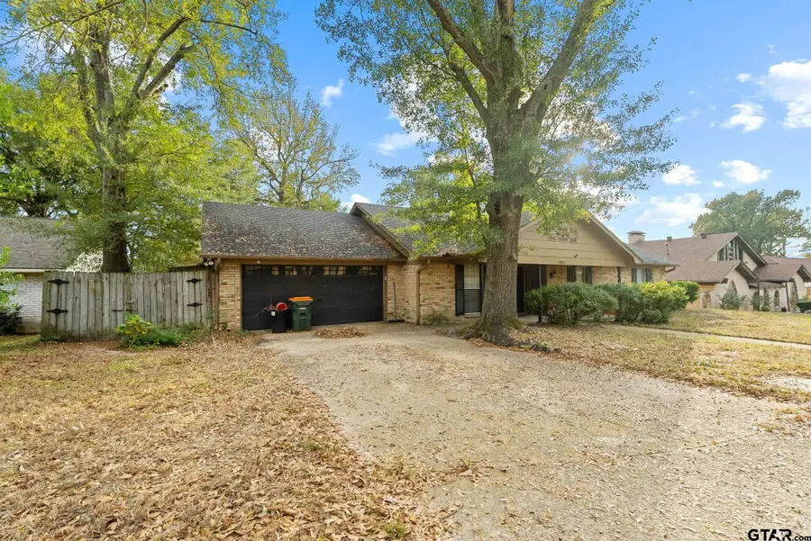 1811 Picadilly Place, Tyler, TX 75703 - Image #3