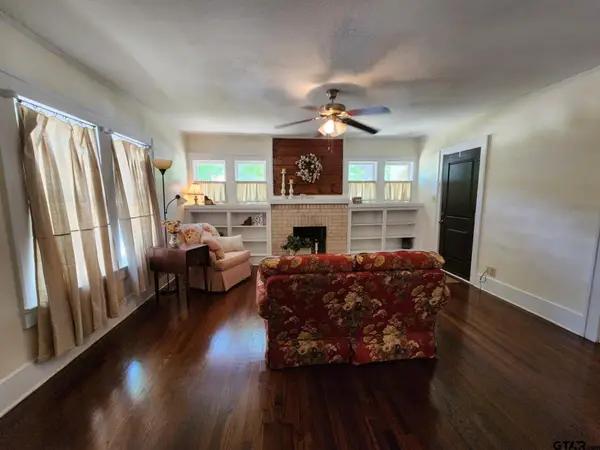 645 W Kilpatrick, Mineola, TX 75773