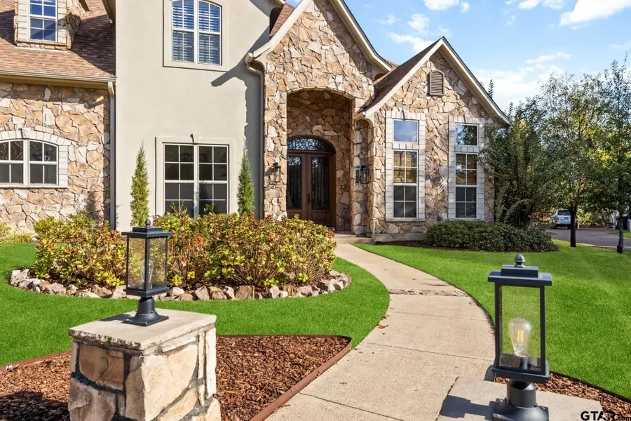 2017 Hollystone, Tyler, TX 75703 - Image #2