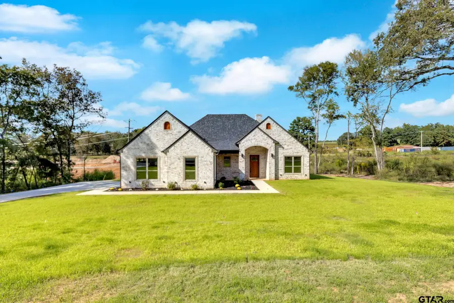 16618 Meadow Crest Dr, Lindale, TX 75771 - Image #2