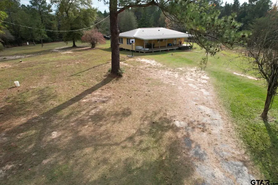 1271 County Road 3685, Joaquin, TX 75954 - Image #2