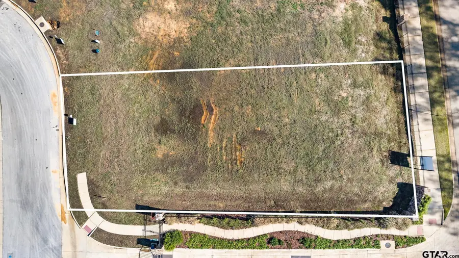 1605 Legacy Ct, Tyler, TX 75703 - Image #2