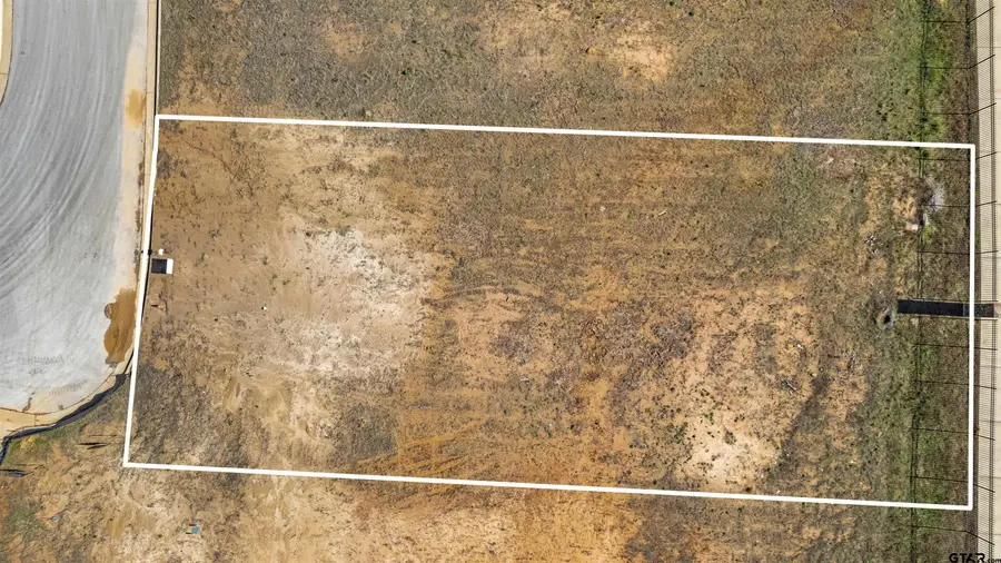 1721 Legacy Ct, Tyler, TX 75703 - Image #2