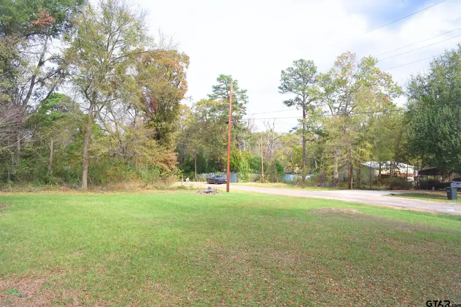 5000 Woodcastle, Chandler, TX 75758 - #3