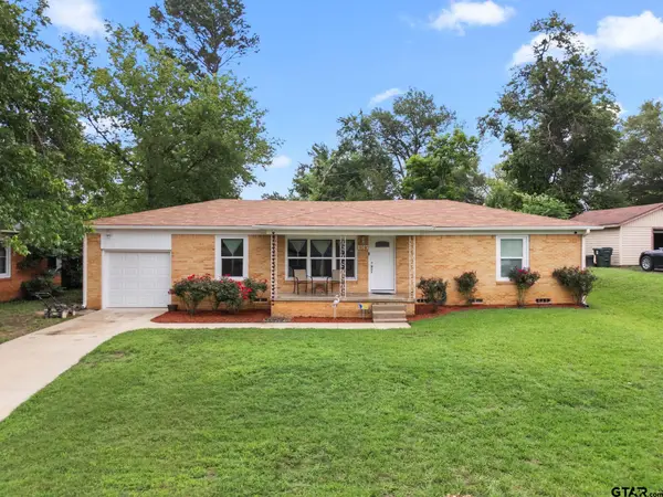 1917 Baker Dr., Tyler, TX 75702