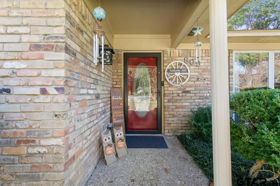 809 Jeffrey Drive, Tyler, TX 75703 - Image #2