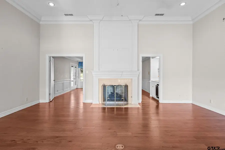 1807 Royal Oak Dr, Tyler, TX 75703 - #3