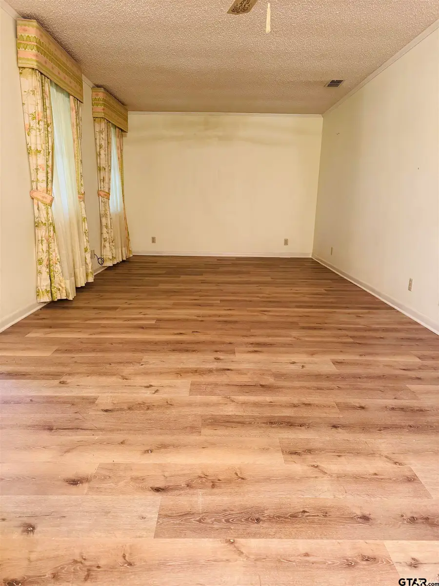 107 Villa Dr, Troup, TX 75789 - Image #2