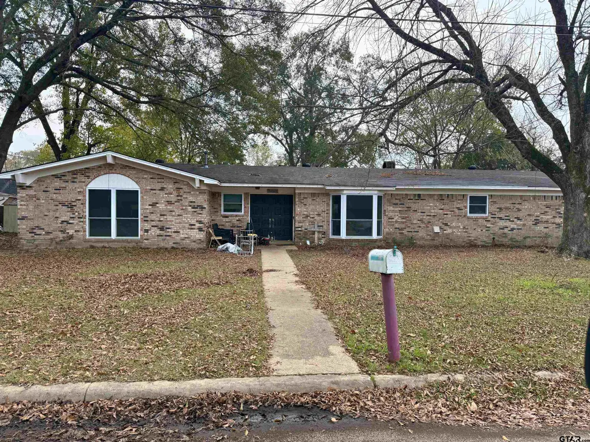 205 W Parkdale, Whitehouse, TX 75791 - Image #1