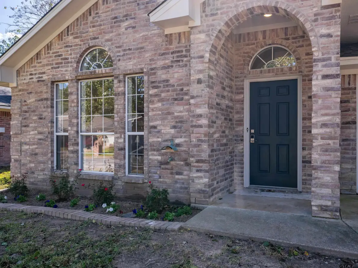 541 Frederick Circle, Flint, TX 75762 - Image #1
