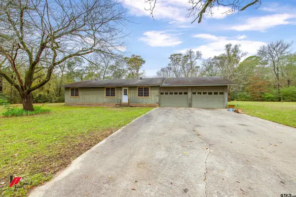 186 County Road 4553, Out of Area, TX 75639