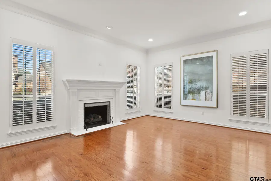 412 Brighton Ct, Tyler, TX 75701 - Image #2