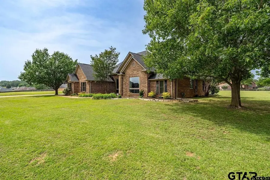 301 Hines Crossing, Bullard, TX 75757 - Image #2