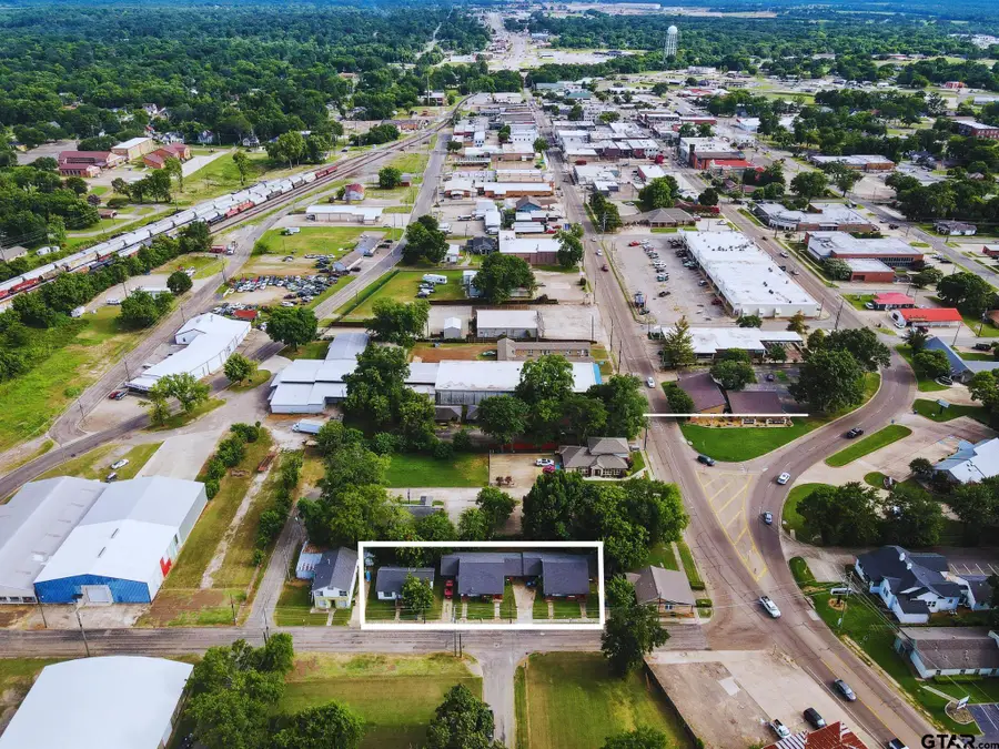 104-110/204 E 9th, Mount Pleasant, TX 75455 - Image #3