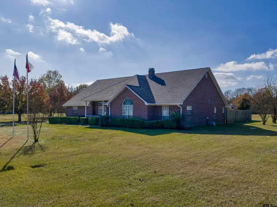 15099 Fargo Dr., Chandler, TX 75758 - Image #2