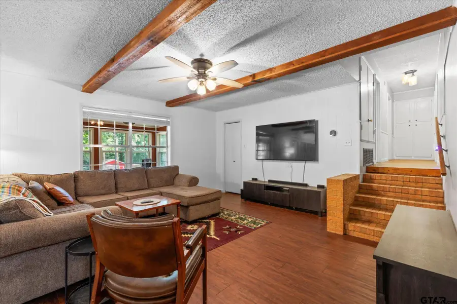 286 Hall Dr, Longview, TX 75605 - Image #3