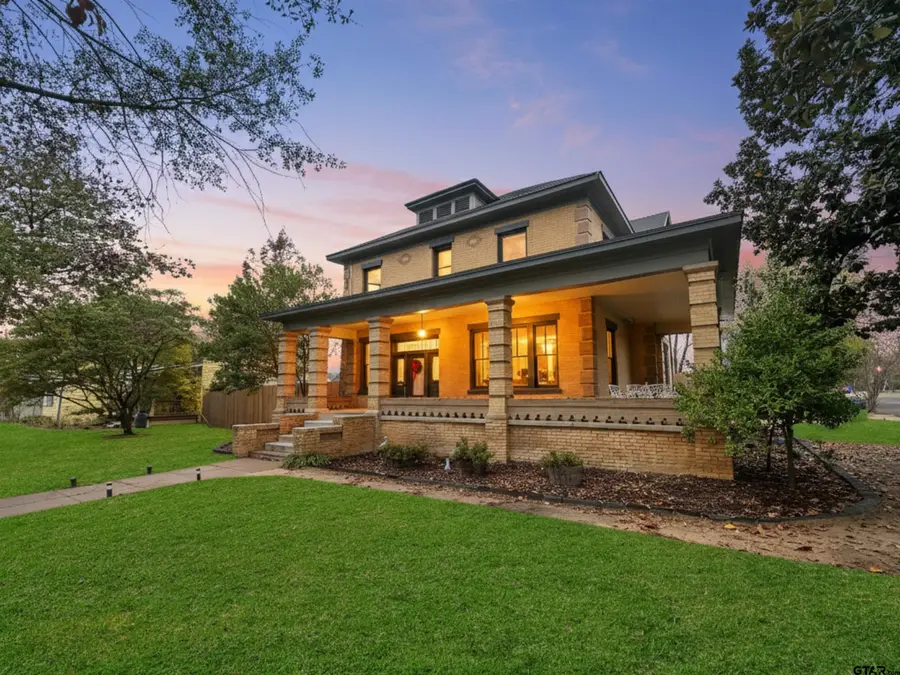 406 W 1st Street, Mount Pleasant, TX 75455 - #2