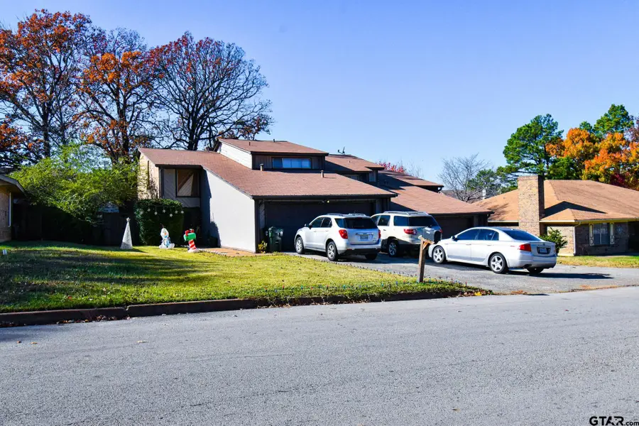 4217 Aberdeen, Tyler, TX 75703 - Image #2