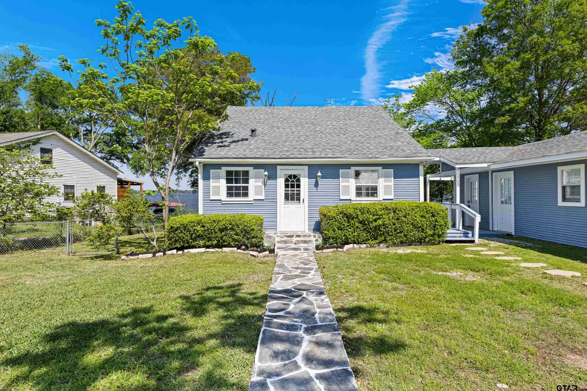 20505 Flat Creek Drive, Chandler, TX 75758 - Image #1