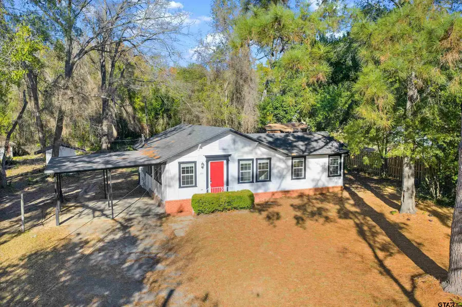 402 W Pine, Overton, TX 75684 - #2