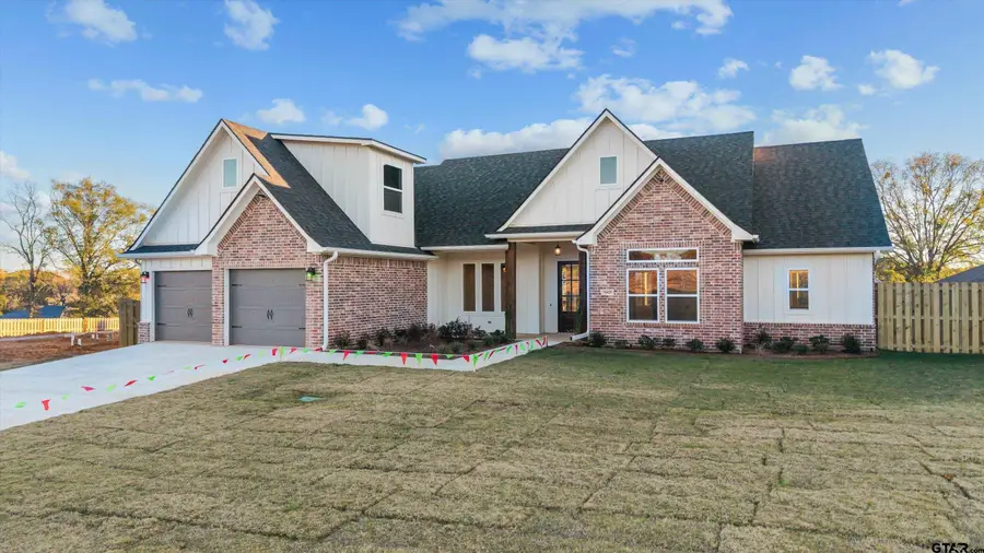 16425 Clearview Dr, Lindale, TX 75771 - Image #2