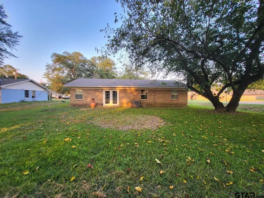 600 Cypress, Pittsburg, TX 75686 - Image #3