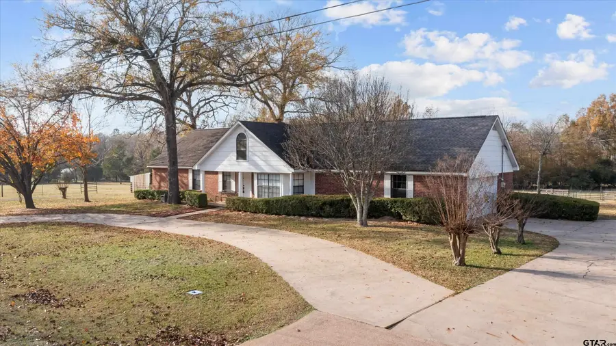 533 Creekwood Street, Crockett, TX 75835 - Image #2