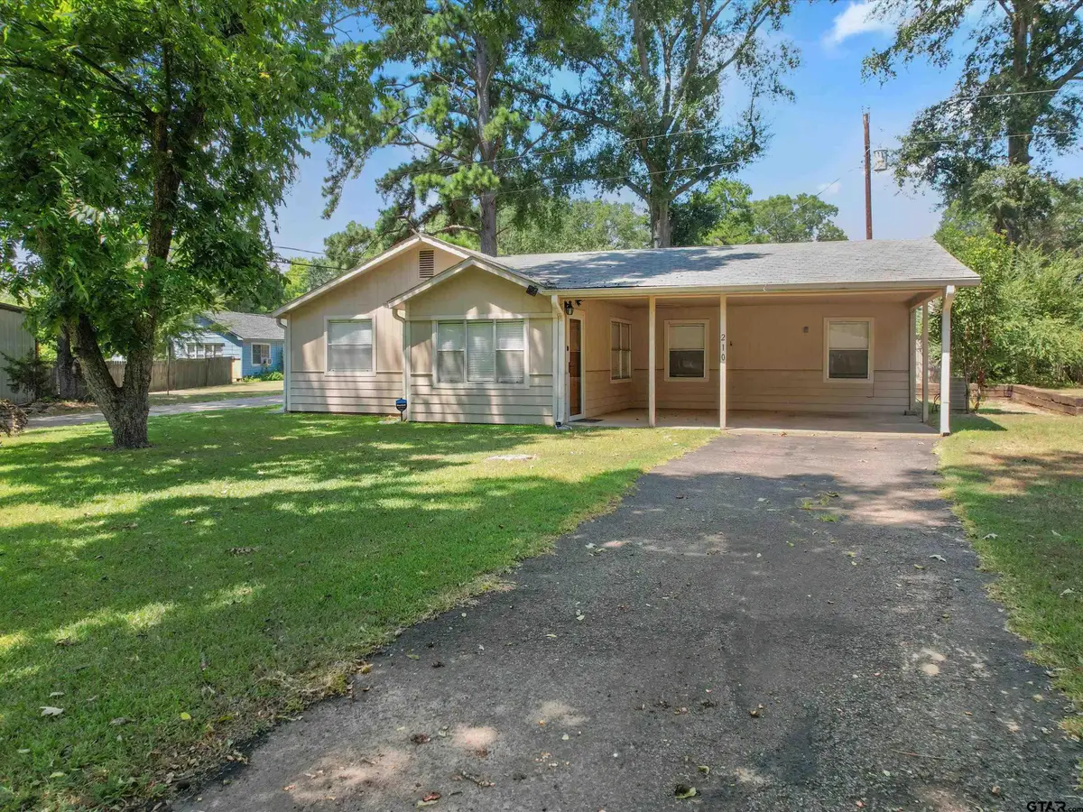 210 GILBERT ST, Lone Star, TX 75668 - #1