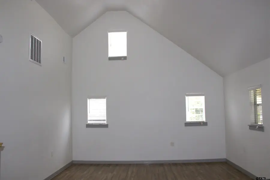 515 N Oleander St, Grand Saline, TX 75140 - Image #3