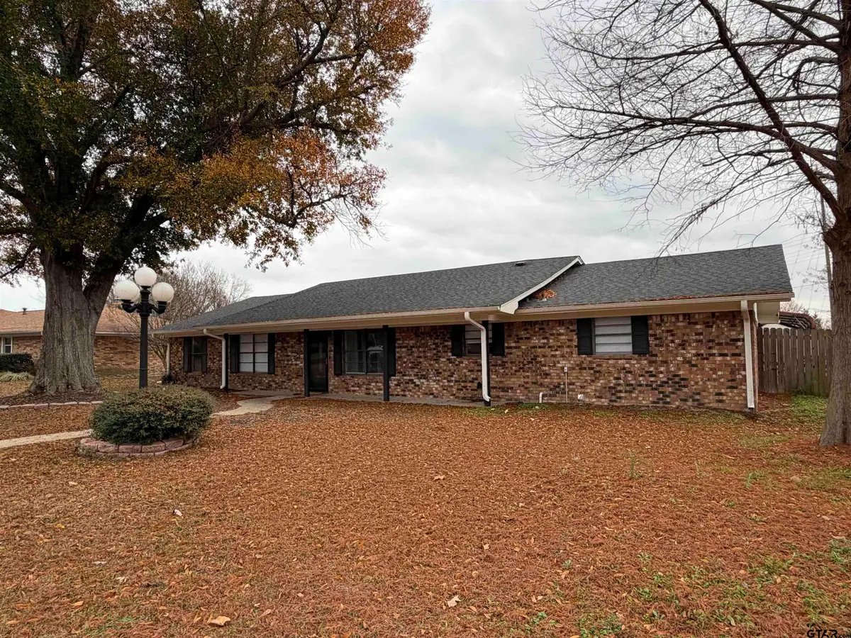 404 Brookwood, Mount Pleasant, TX 75455 - Image #1