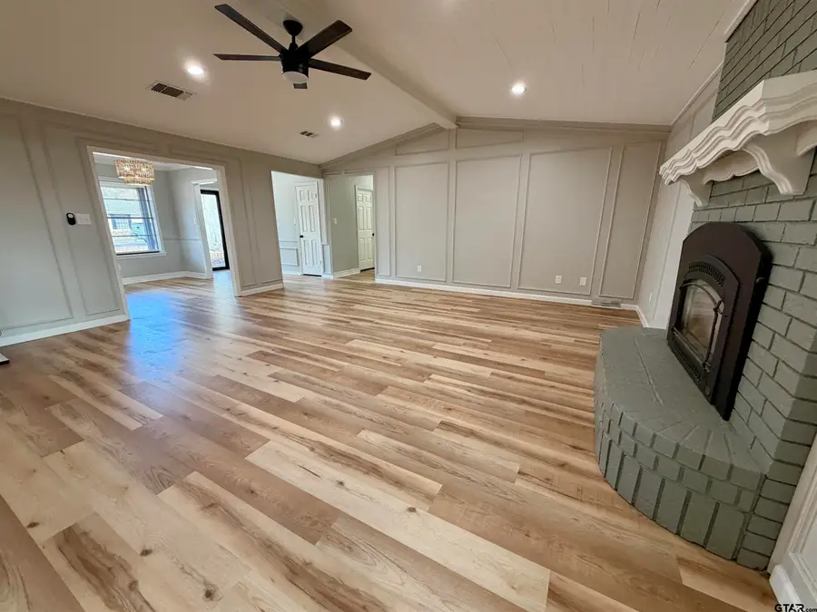 404 Brookwood, Mount Pleasant, TX 75455 - Image #3