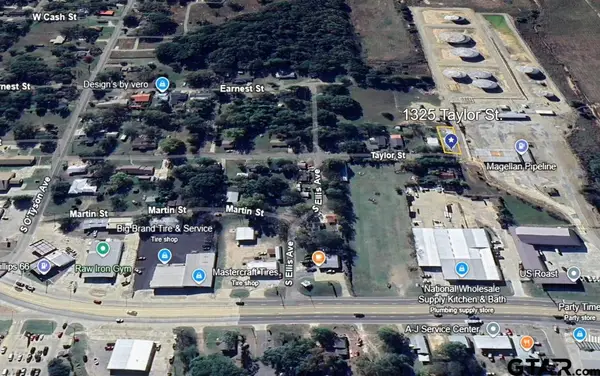 1325 Taylor St, Mt Pleasant, TX 75455