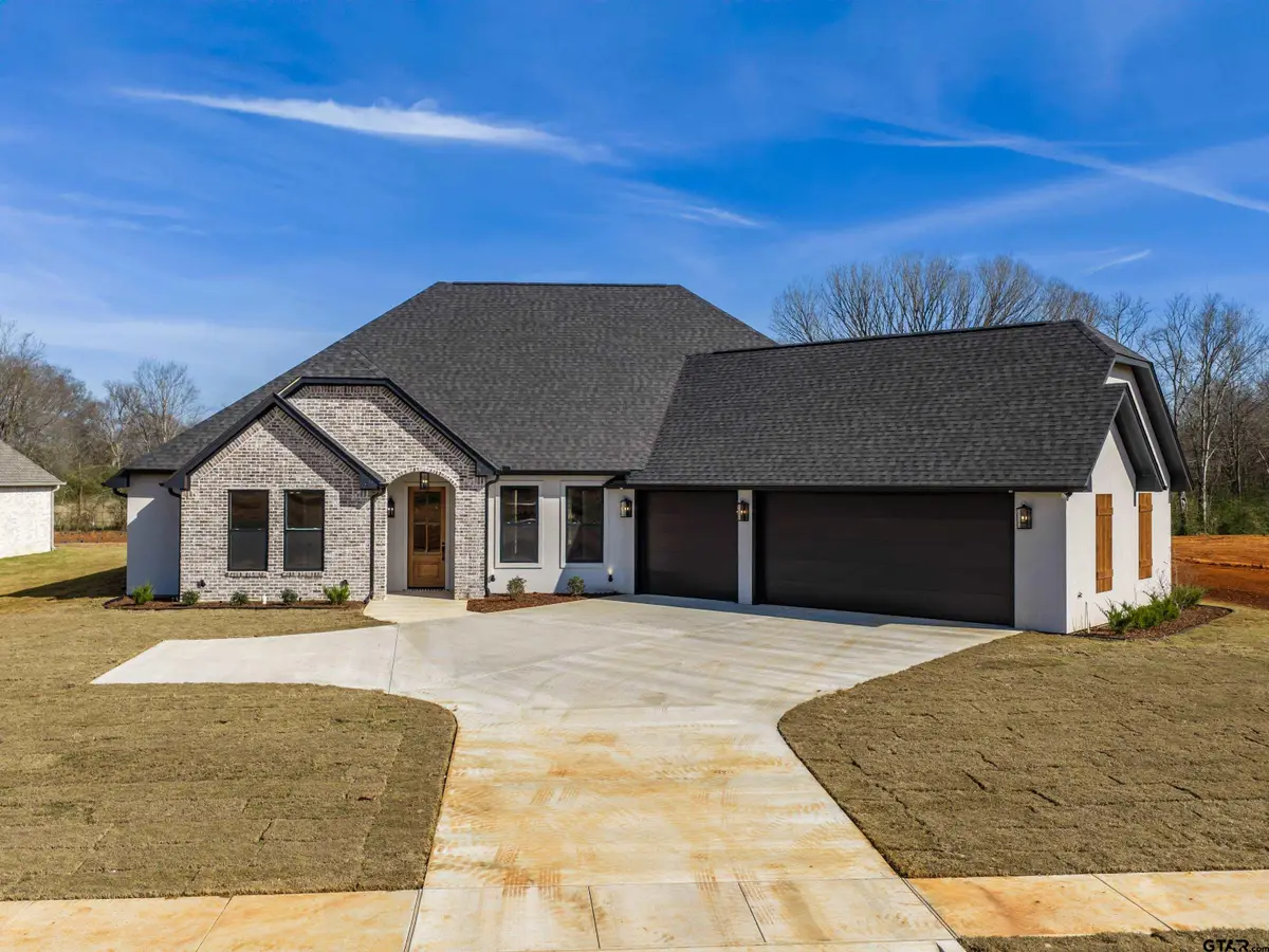 352 Heritage Way, Bullard, TX 75757 - Image #1