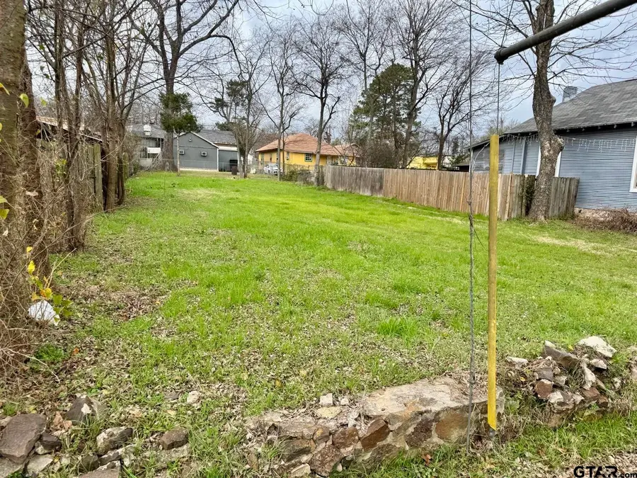 706 N Della, Tyler, TX 75702 - Image #3